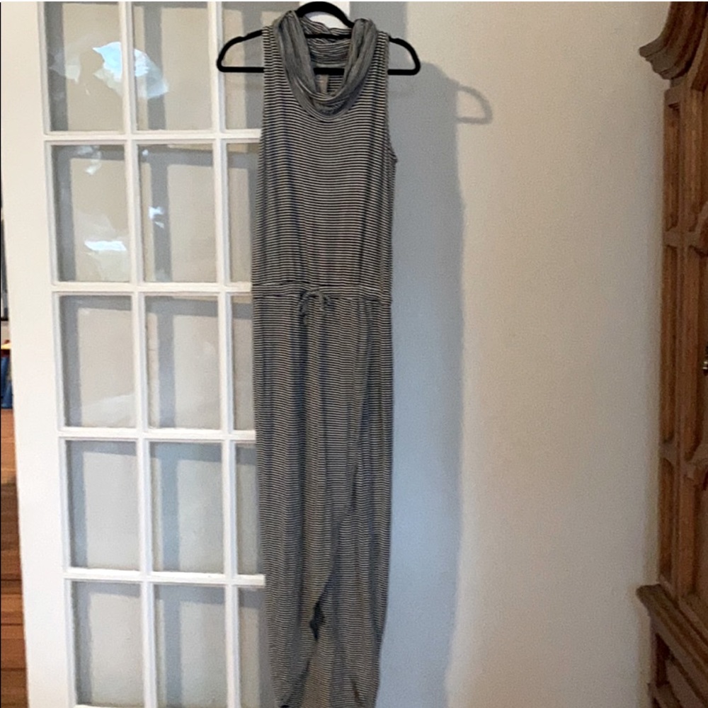 Maxi dress! It’s soooo good!! Soft